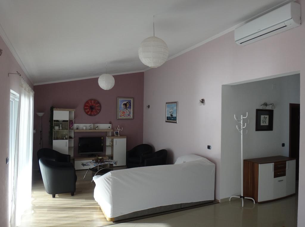 Apartments Selina Vinišće 部屋 写真